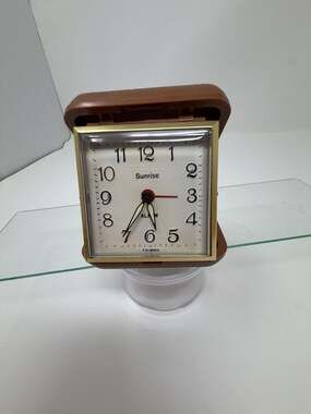 Vintage Sunrise Travel Folding Alarm Clock Model 101-5